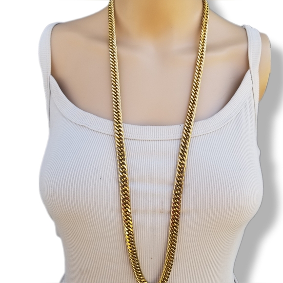 VINTAGE LONG GOLDPLATED CURB CHAIN STYLE NECKLACE - Picture 1 of 5